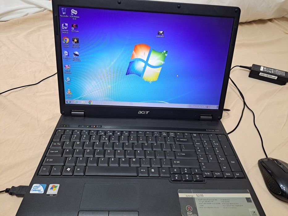 Laptoc  Acer  
Laptop
Laptop