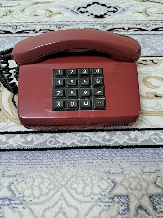 Телефон аппарат сатылады+ интернет модем