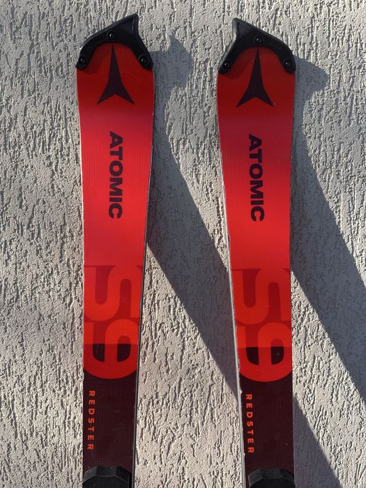 Schiuri Atomic 1,57 FIS