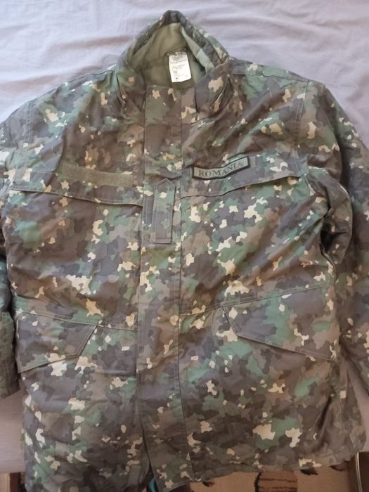 Scurta combat nouă, mărimea 54 talia I