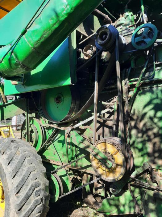 Combina Jonh deere 530