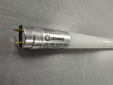 LED пури LEDVANCE ( OSRAM ) 18W 1500 мм. 2200 лумена 4000 К 2022 г.