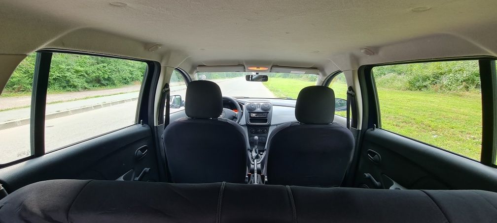 Vând Dacia Logan MCV 2014