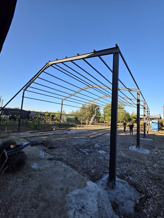 Vand structura metalica 10x20x4 ideală pentru service auto