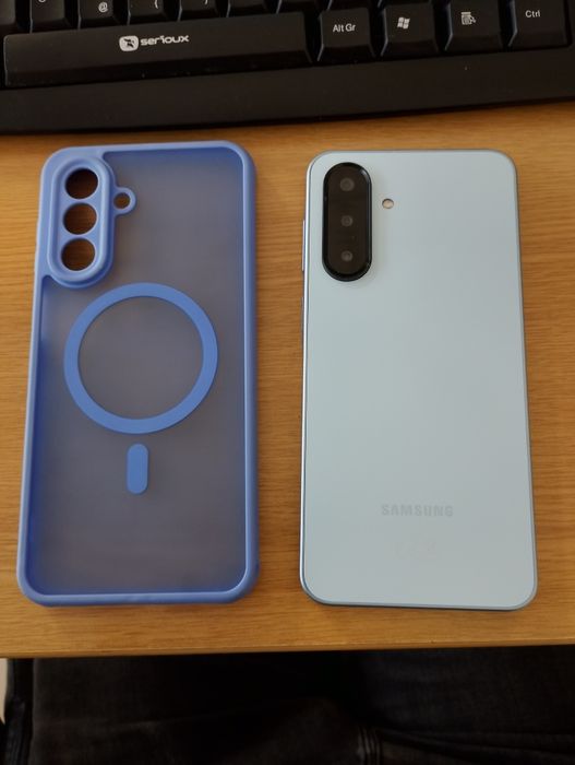 Vând Samsung A17 ca nou garanție 2 ani 256gb /8 GB ram