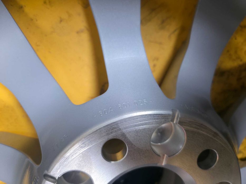 1 Janta Aliaj 5x112 17'' OEM AUDI Q5 - NOUA - 8J ET 39 COD 80A601025