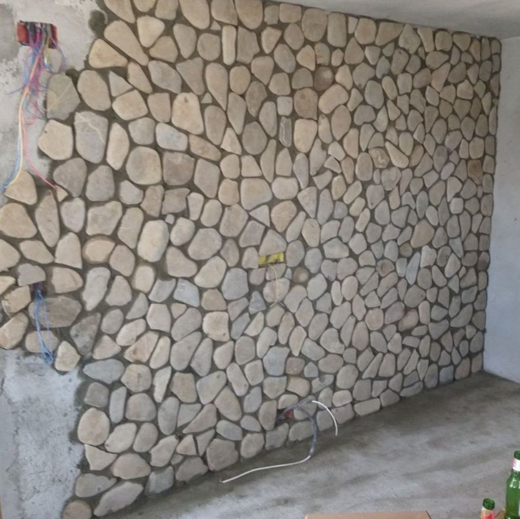 Pavaj Piatra naturala avem și montaj