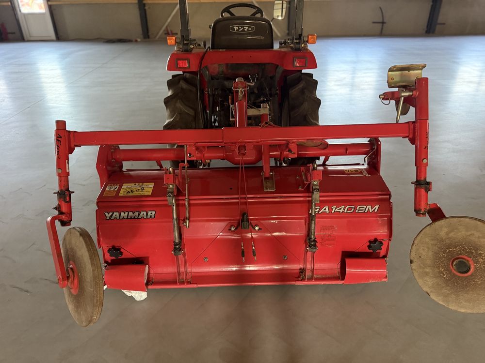 Tractor Japonez ca nou Yanmar 20 cp 4x4 Servo Inversor Impecabil
