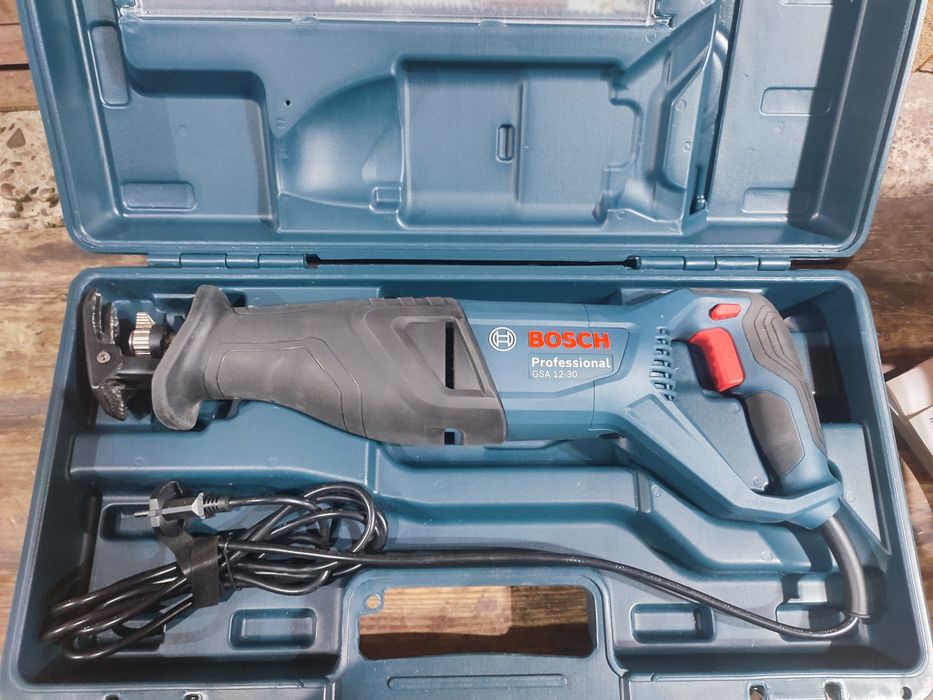 Fierăstrău sabie Bosch gsa 12-30