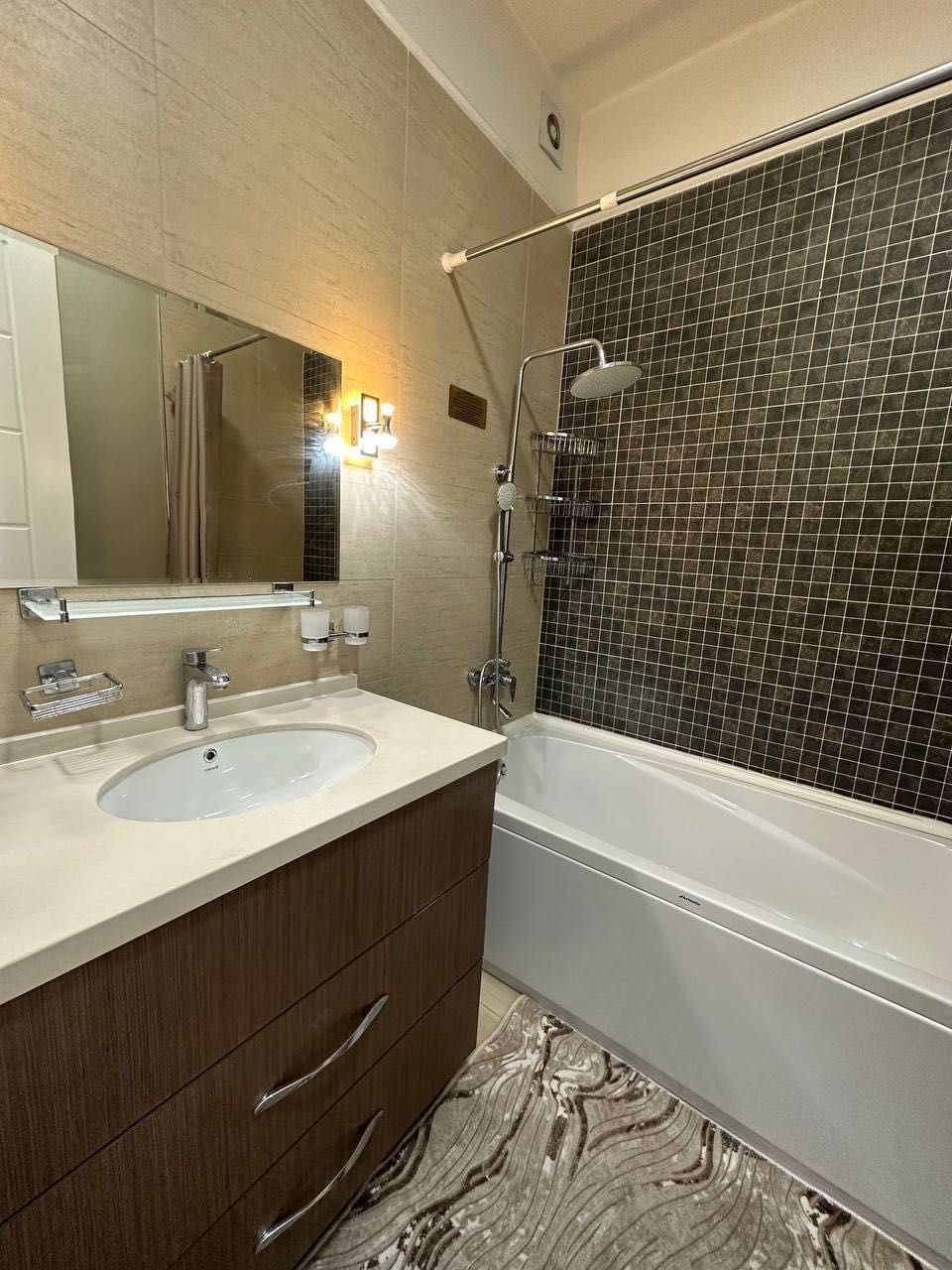 Almazar City Продается 2 комнатная квартира ремонт Себзор