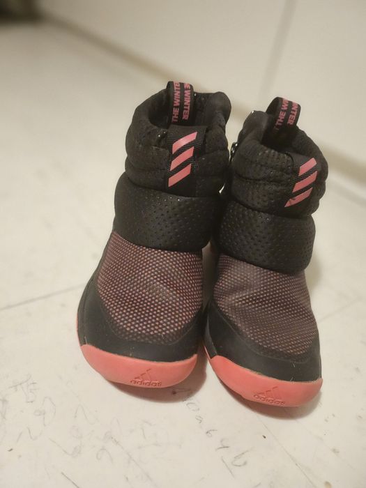 Adidas ботуши за момиче
