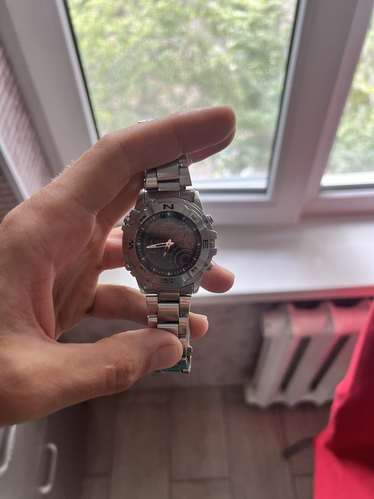 Часы invicta + casio