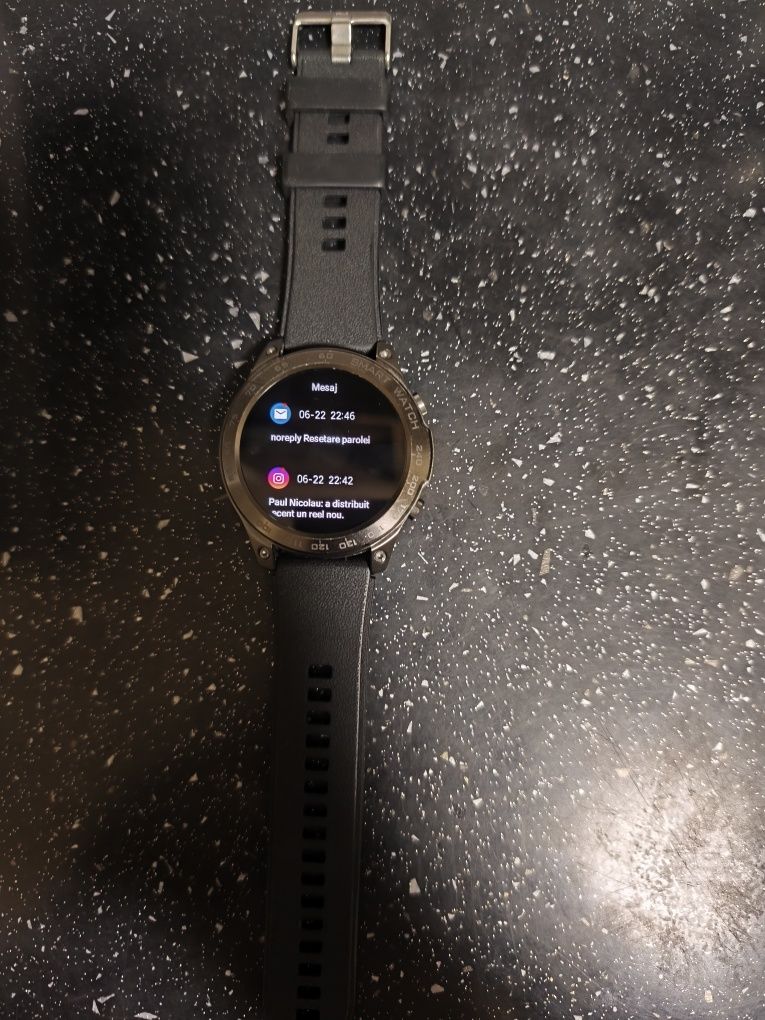 Motorola Edge 50 Fusion plus smartwatch Crom