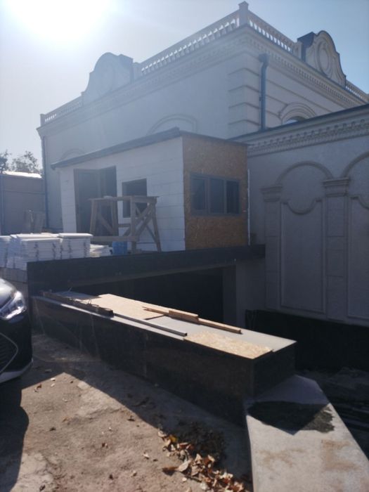 Продаётся бытовка (вагончик) 5 х 2.30 м, 2 комнаты