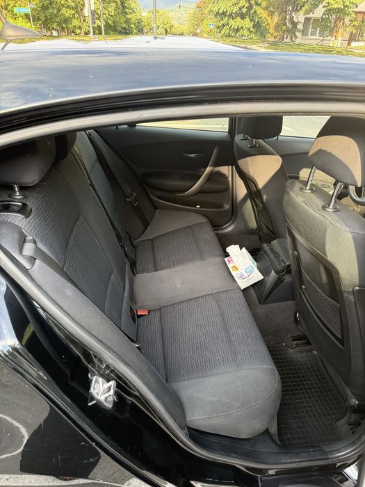 Proprietar Bmw seria 1 M- PAKET 10.2010 facelift