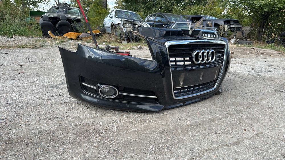 Продавам фейс броня за Ауди А3