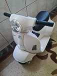 Scuter Vespa electric