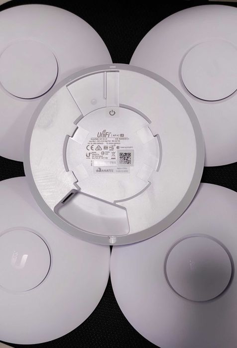 Ubiquiti UniFi UAP-AC-LR точка за достъп