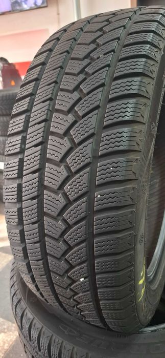 4бр. 225/55/18 Torque 7.7mm грайфер, дот 22г. Безплатен монтаж