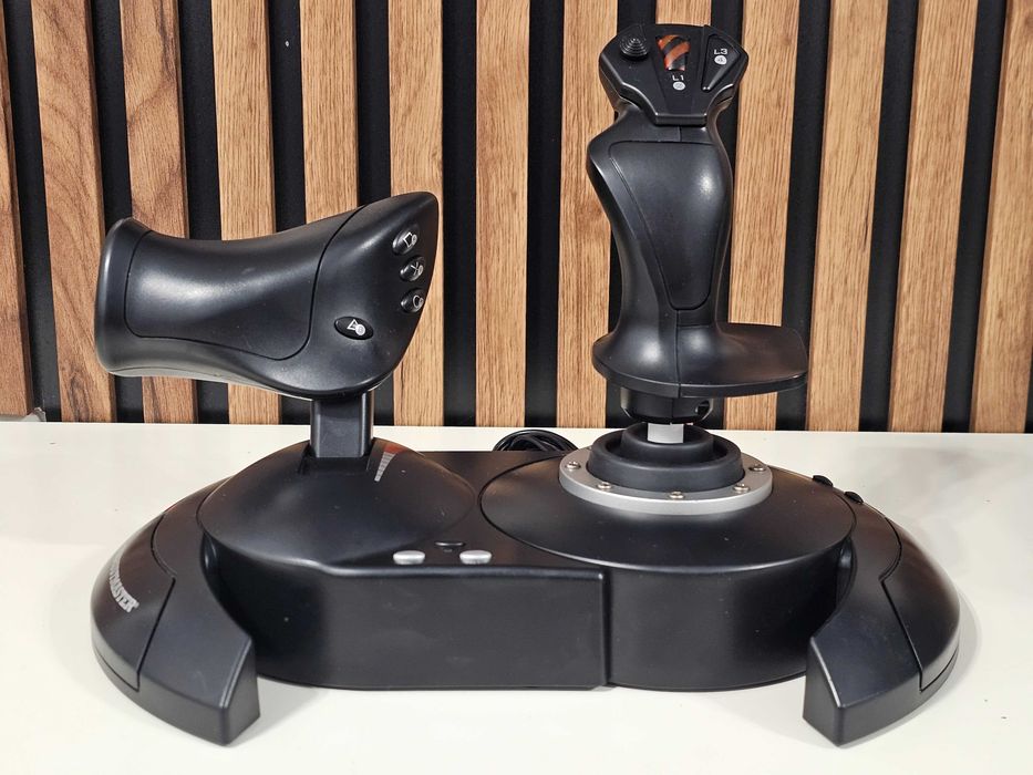 Controller Zbor Thrustmaster T-Flight Hotas X V2 compatibil PC sau PS3