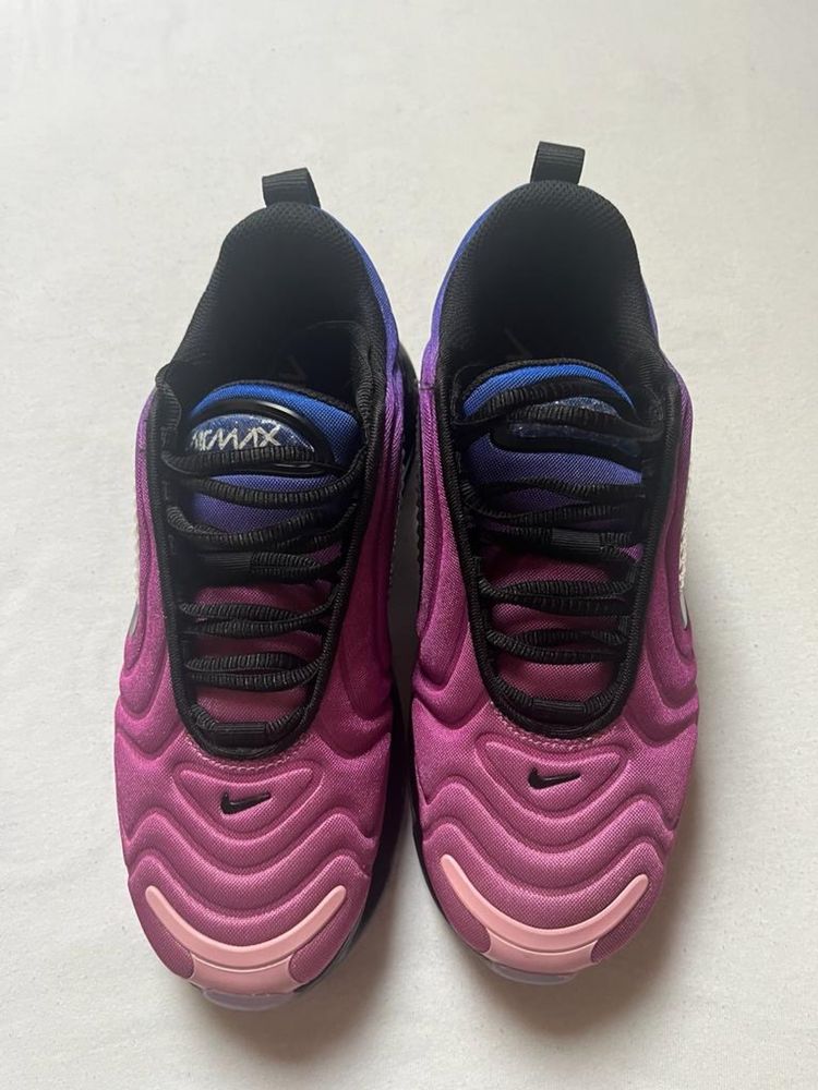 Nike Air Max 720