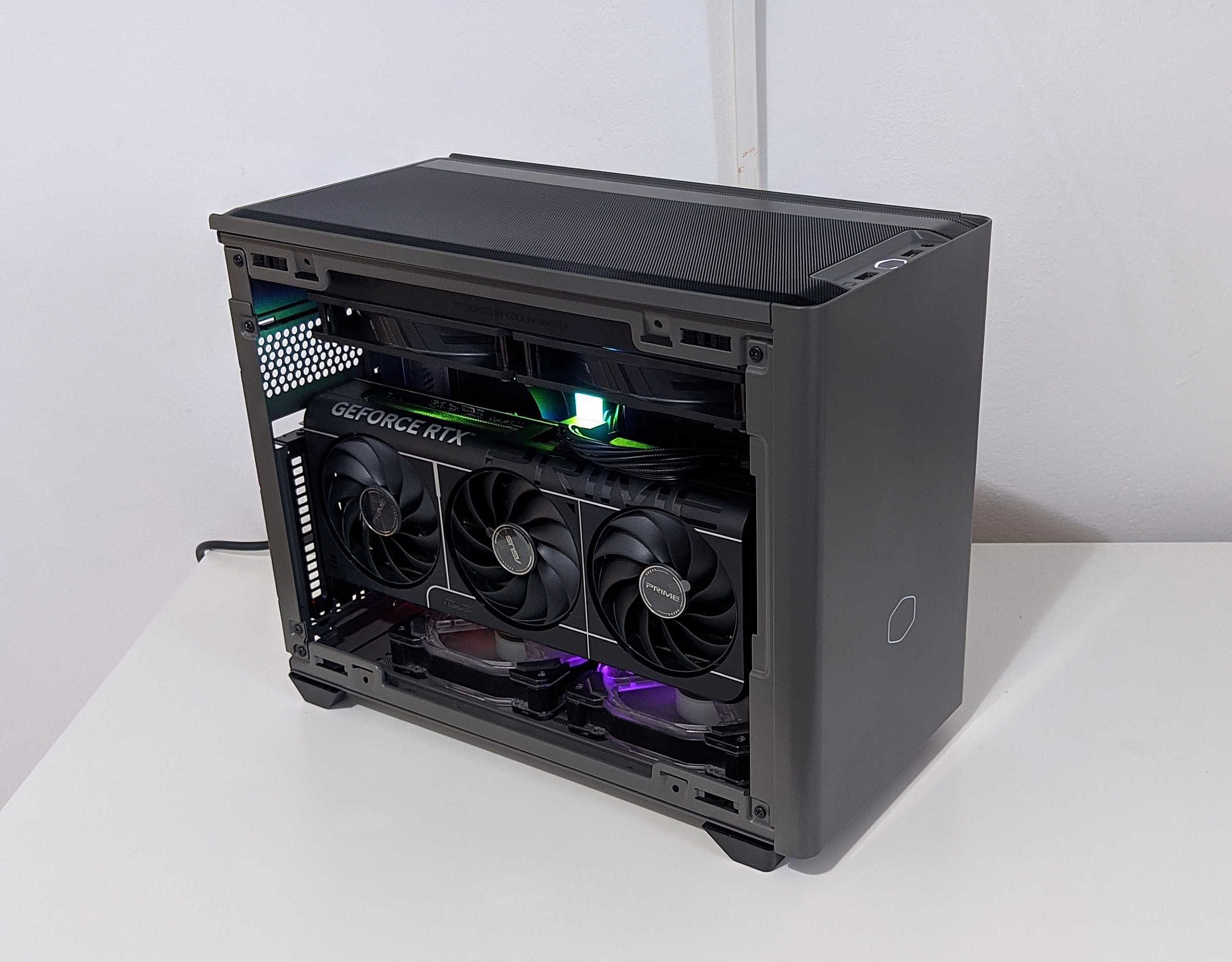 PC ITX Ryzen 7 9700X RTX 5070 32GB DDR5 1TB NVMe