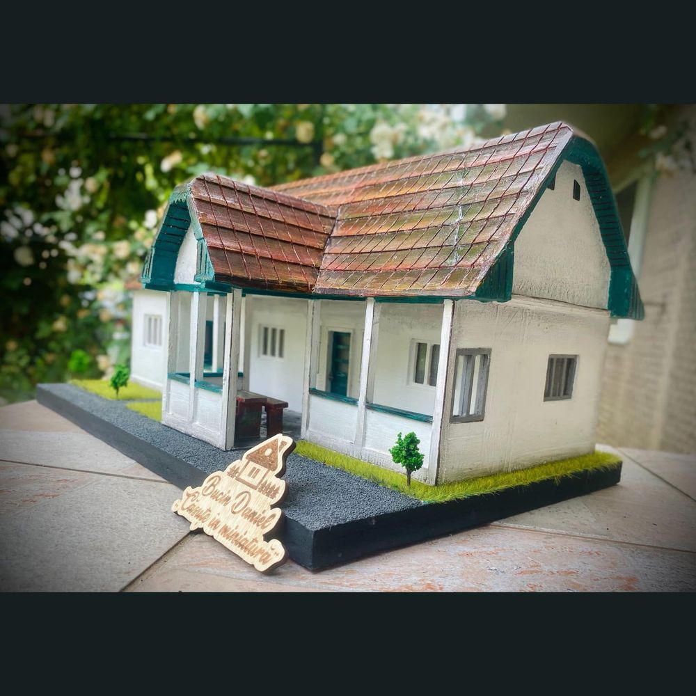 Casa traditionala in miniatura, casa batraneasca cadou personalizat