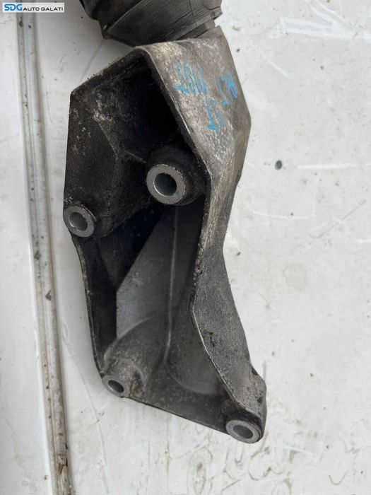 Suport Tampon Motor Stanga Volkswagen Passat B5.5 1.9 TDI AJM ATJ 2001 - 2005 Cod 8D0199307P [C6082]