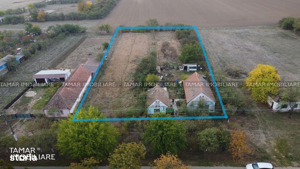 Casă + Teren 2877 mp cu Front Stradal de 36 metri