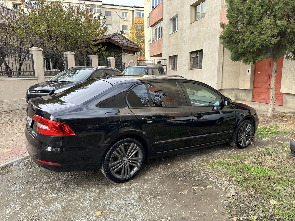 Skoda superb 2.0 tdi DSG