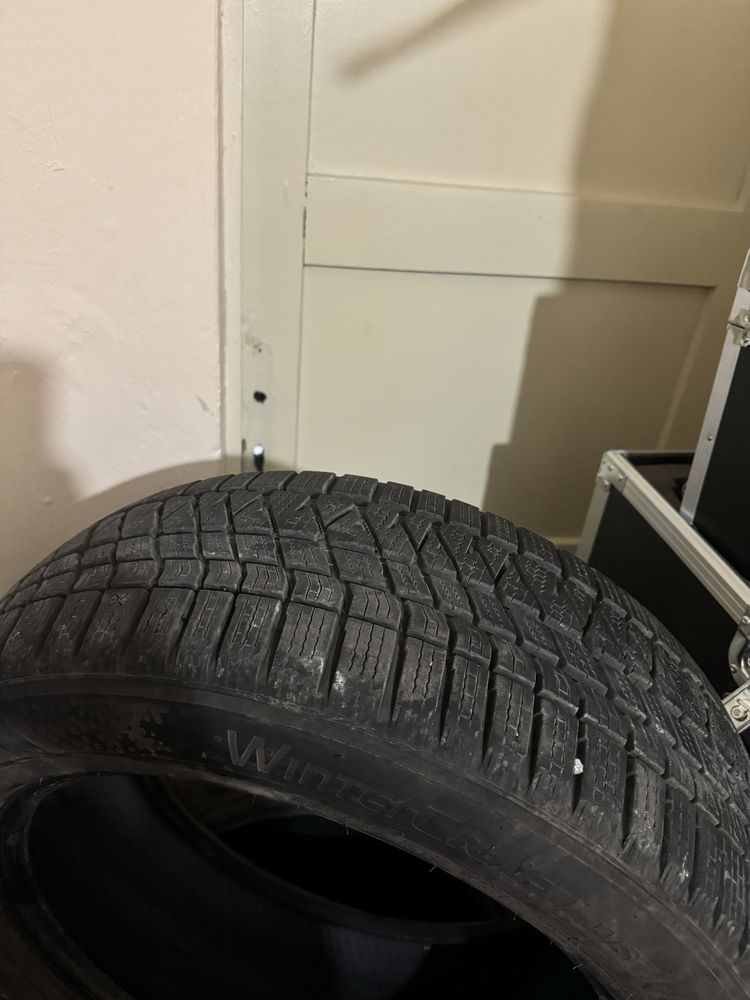 225 55 18 дот20 Kumho зимни гуми