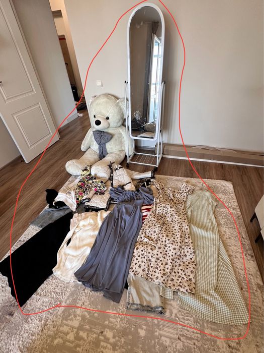 Вещи отдам все вместе за 20 000 тг