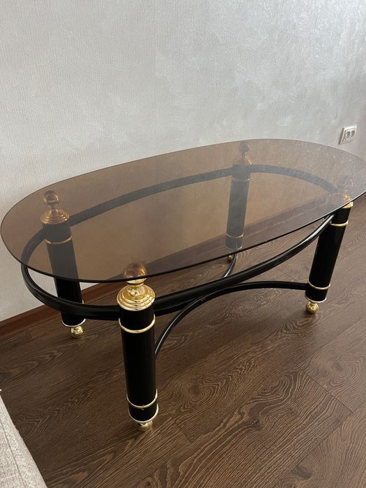 Журнальный столик