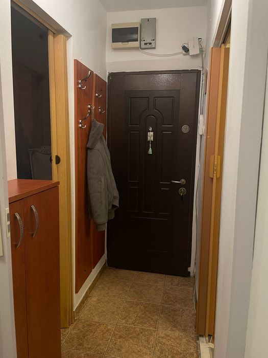 Închiriez apartament 1 camera 37mp