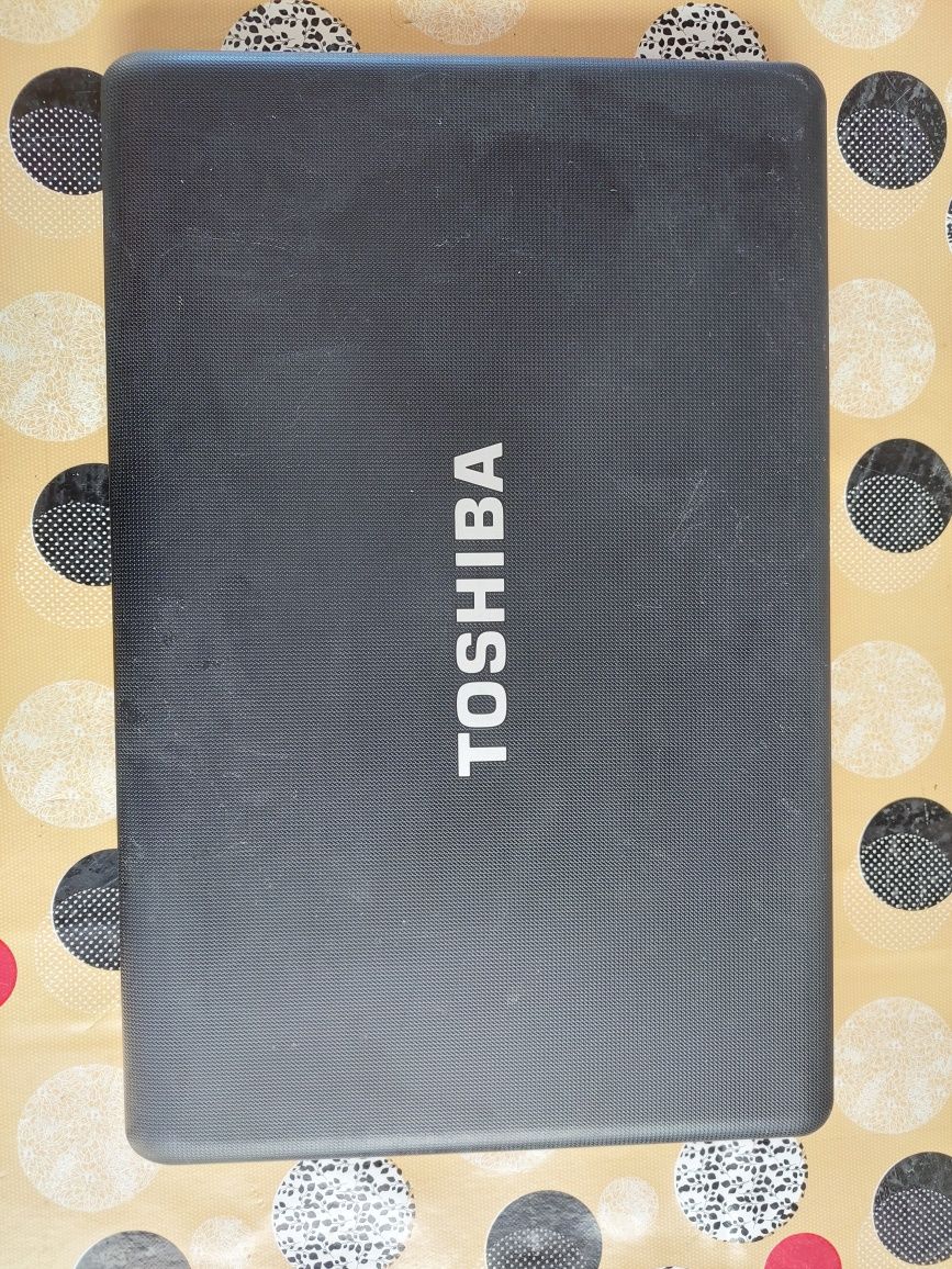 Laptop Toshiba Satelite i3