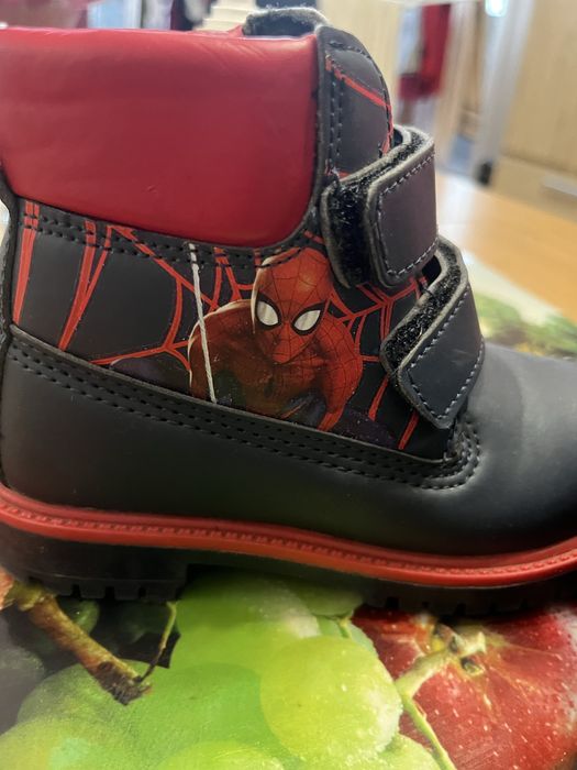 Детски бутонки и обувки adidas, nike