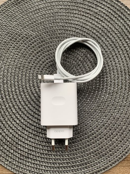 Vand incarcator iphone