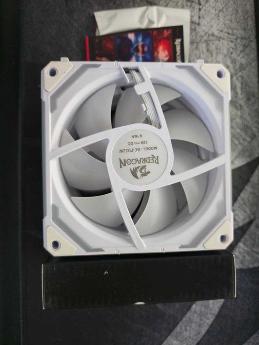 Coolere Redragon GC-F012W-R – set 3x 120mm ARGB Reversed, White