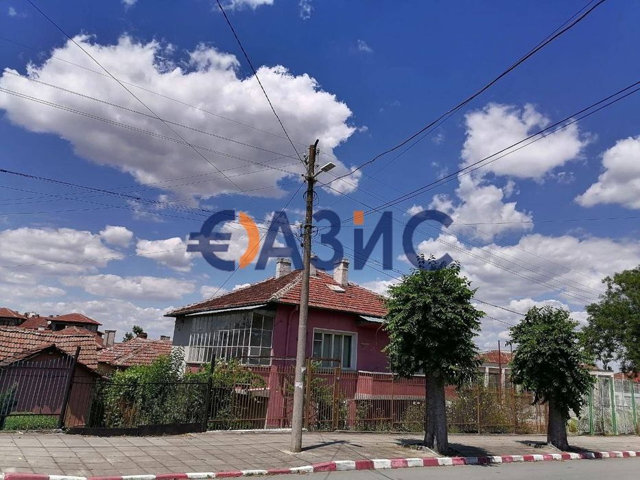 Къща 2-етажна-190 кв.м. + двор 420 кв. м., гр. Средец, обл. Бургас