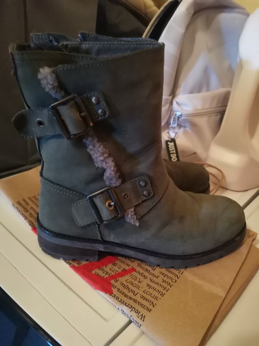 Боти ugg 35 номер и36 номер