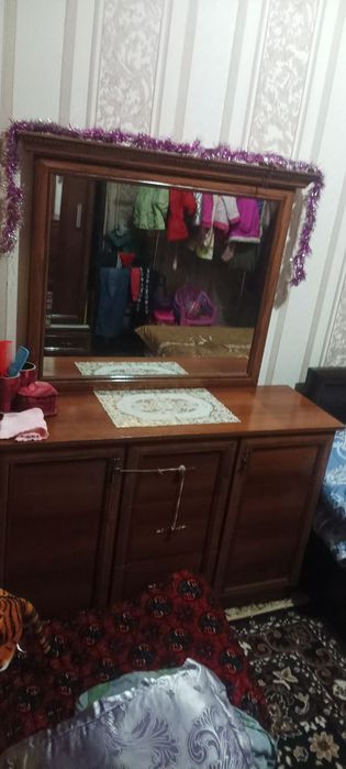 Спальный гарнитур