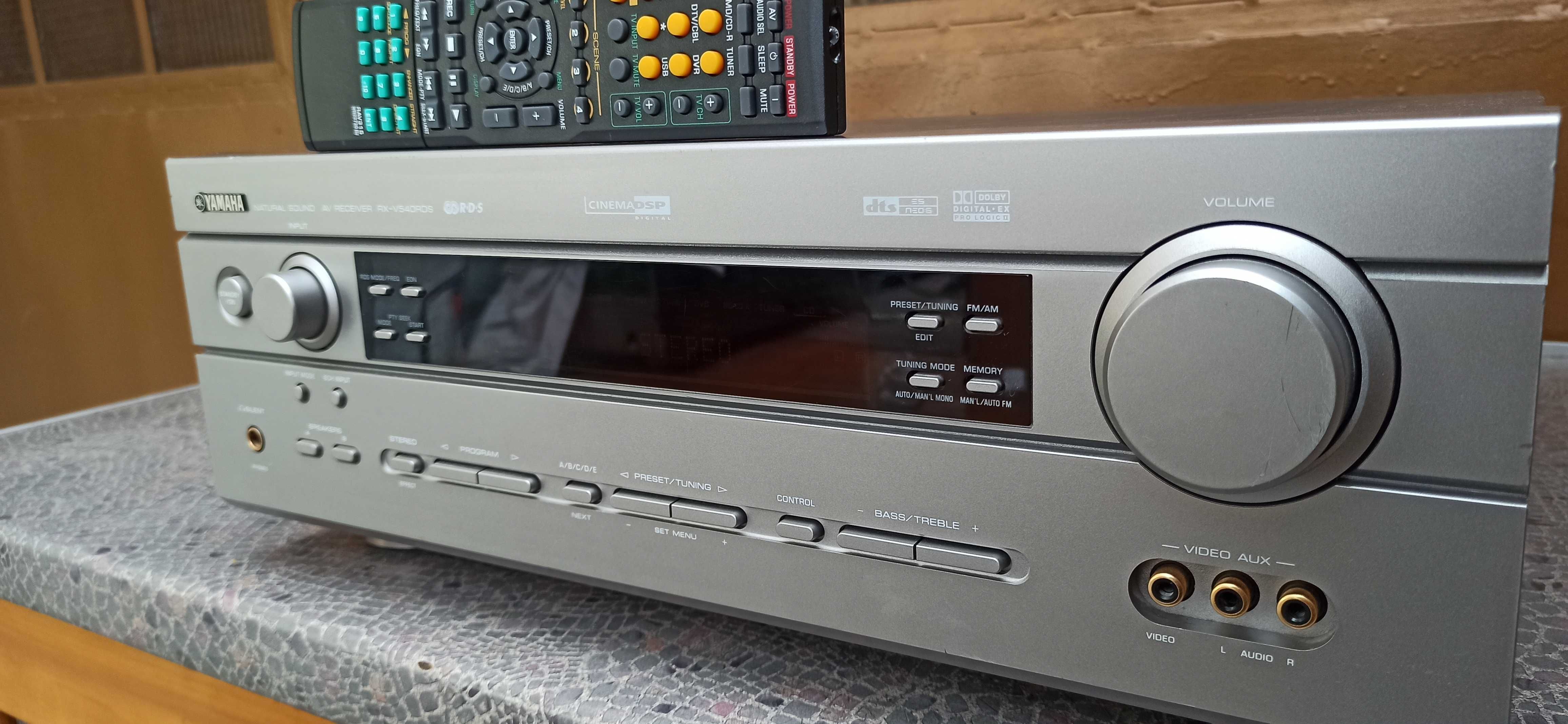 Yamaha RX-V540RDS с дистанционно