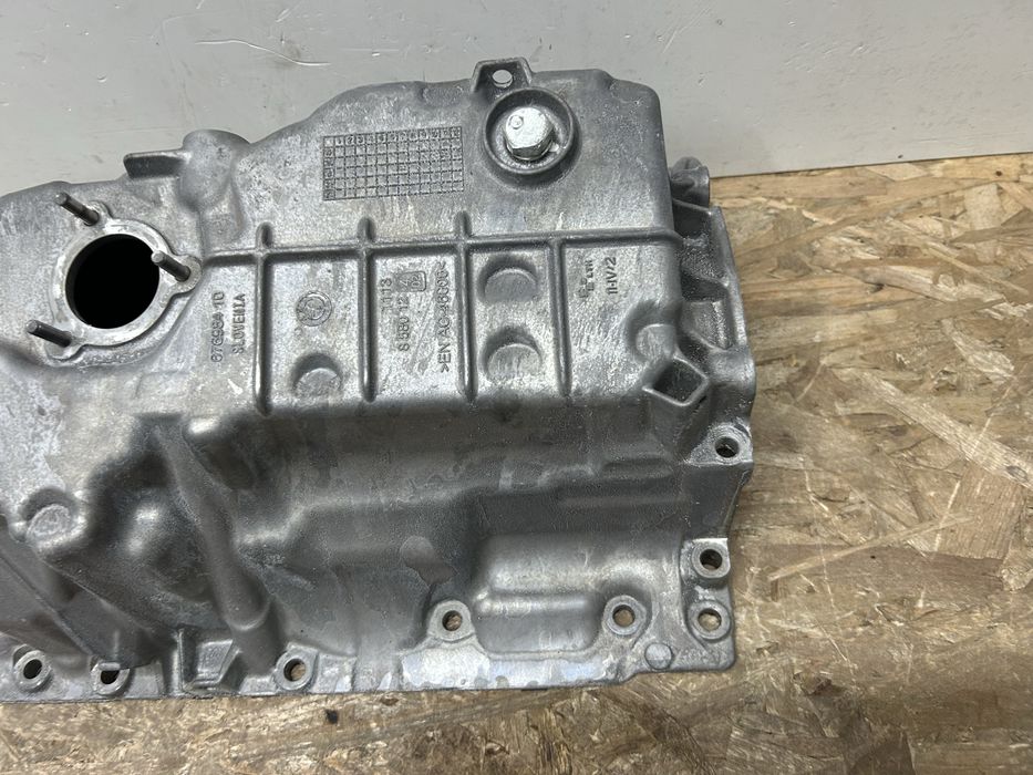 Baie ulei bmw G20 G21 G30 G01 G02 G05 G06 benzina 3.0