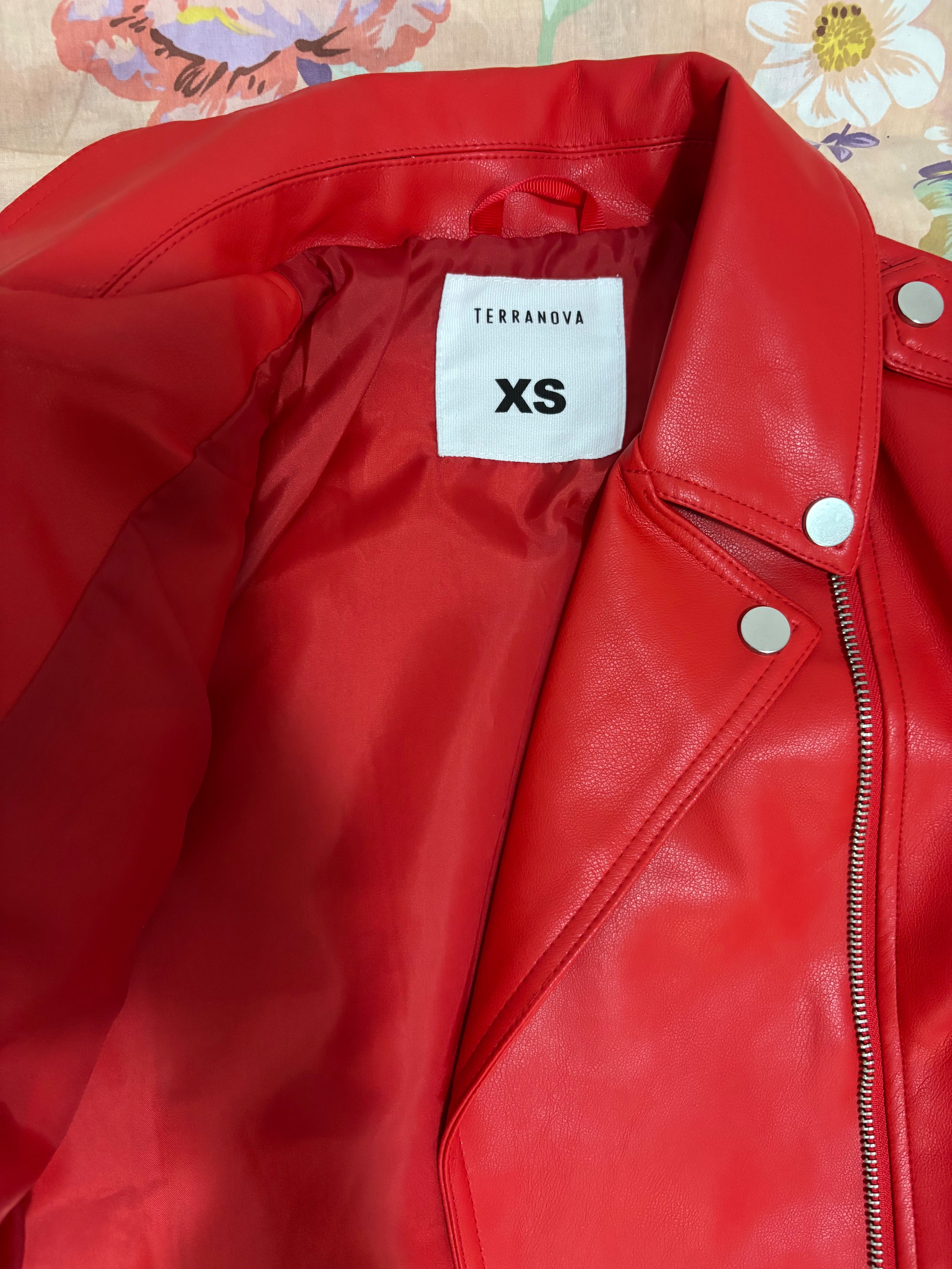 Червено кожено яке Terranova XS