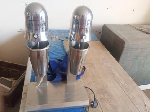 Kokteyl aparat sotiladi