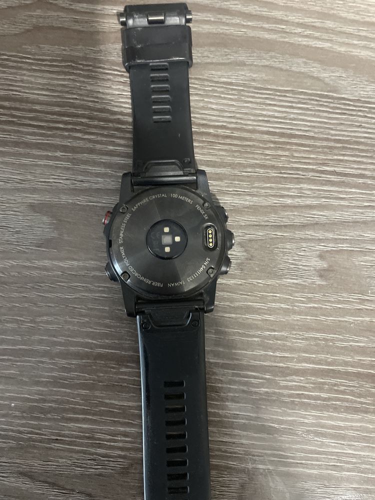 Продам часы Garmin fenix 5