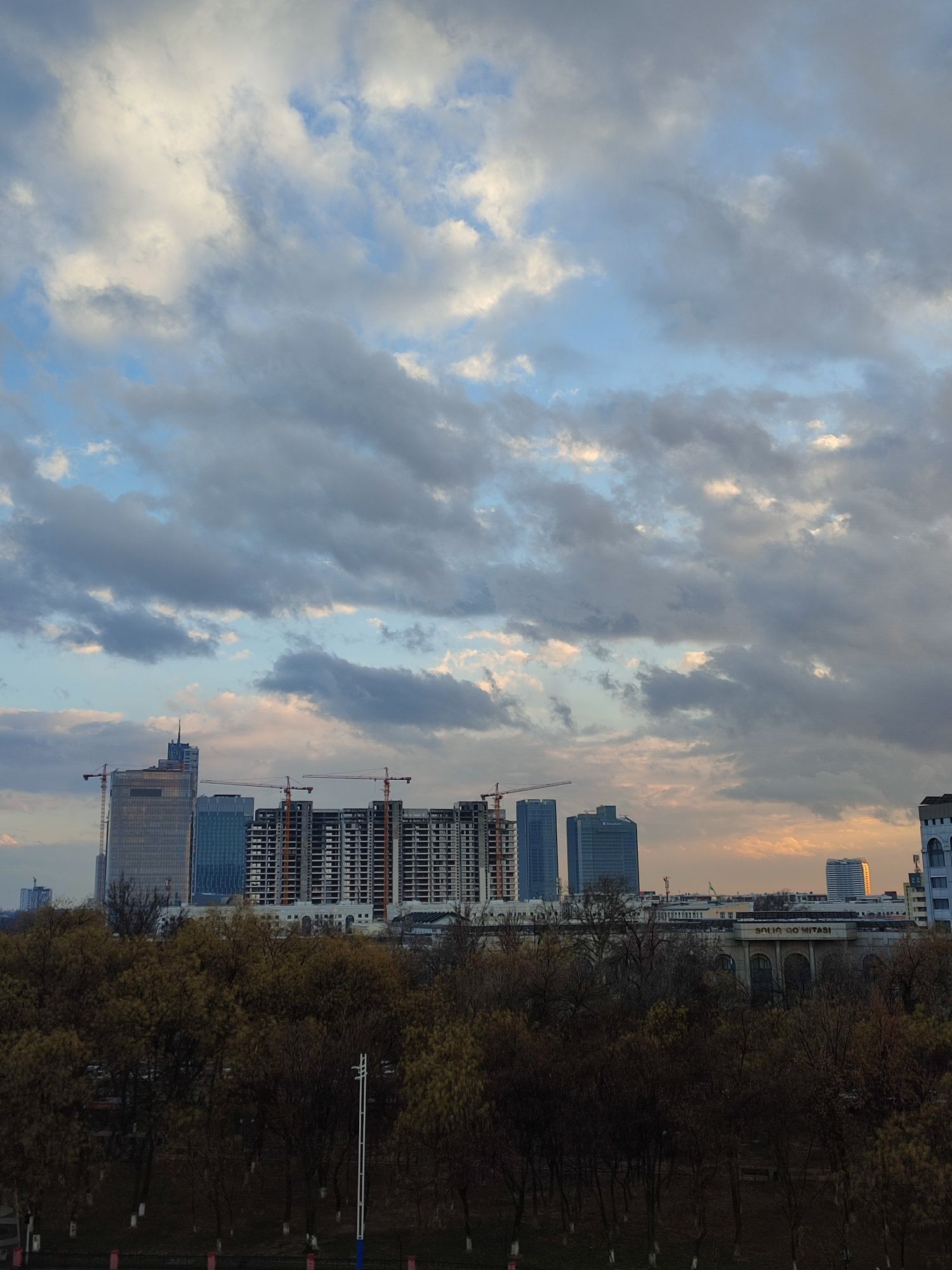 Ц15 Жангох 2/8/9 с ремонтом 60,5м².Вид на Ташкент Сити,Алишер Навои