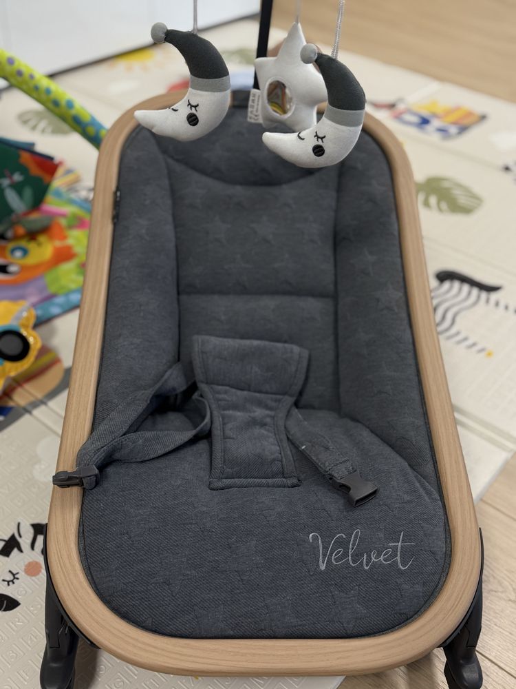 Бебешки шезлонг Chipolino Velvet