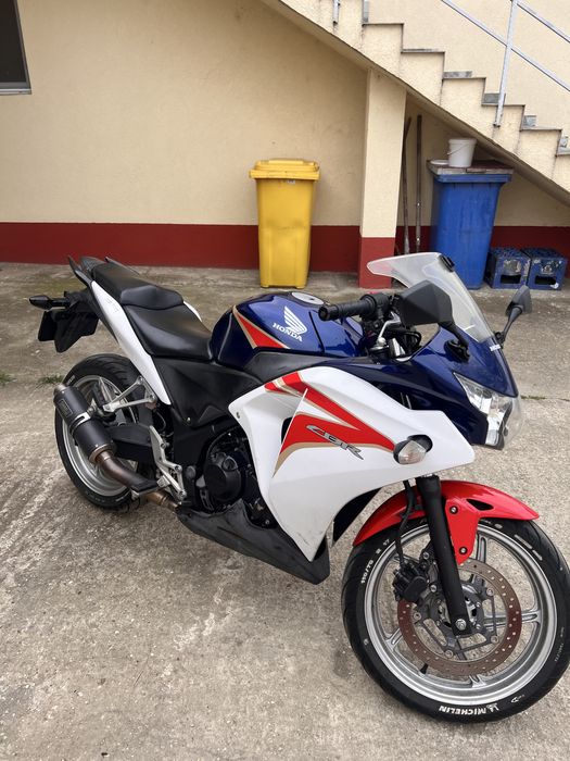 Se vinde Cbr 250r 2011