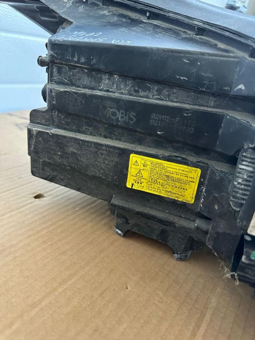 фарове за kia sportage xenon